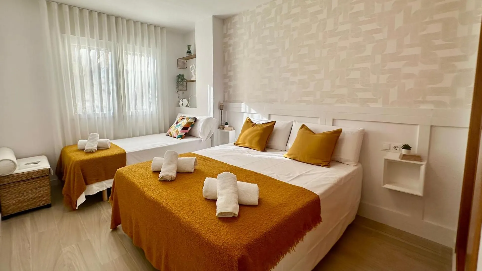 Patio Victoria Malaga Apartment 0*,  Spain